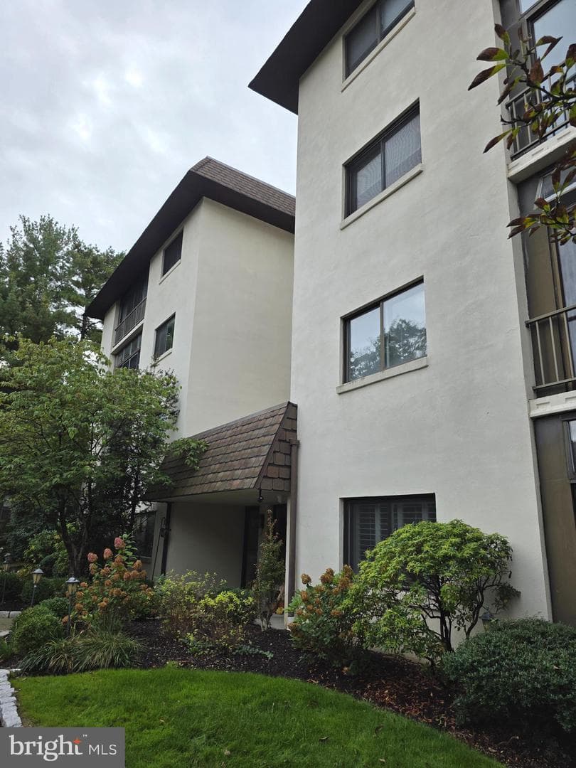 432 W Montgomery Avenue #402, Haverford