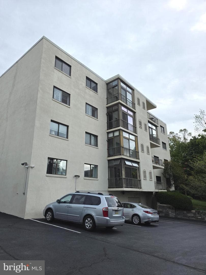432 W Montgomery Avenue #402 photo 21