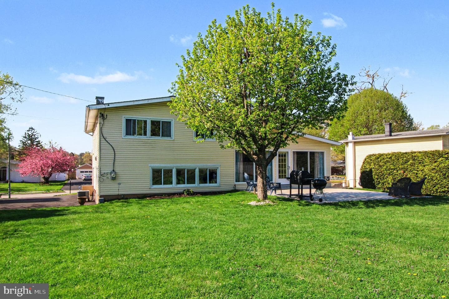 908 Fraser Road photo 31