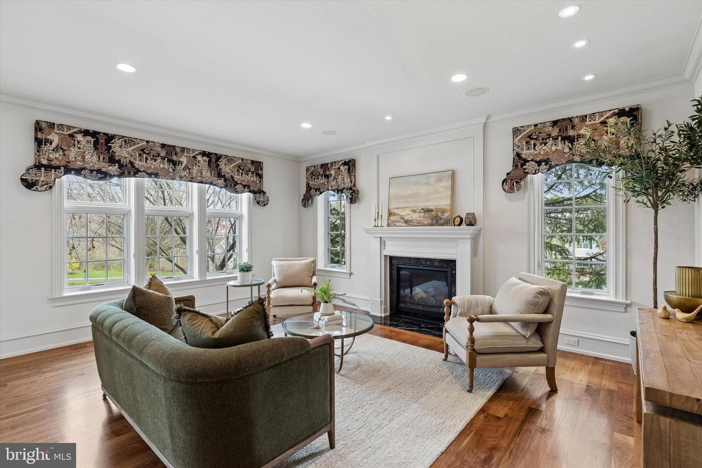 909 N Penn Oak photo 8