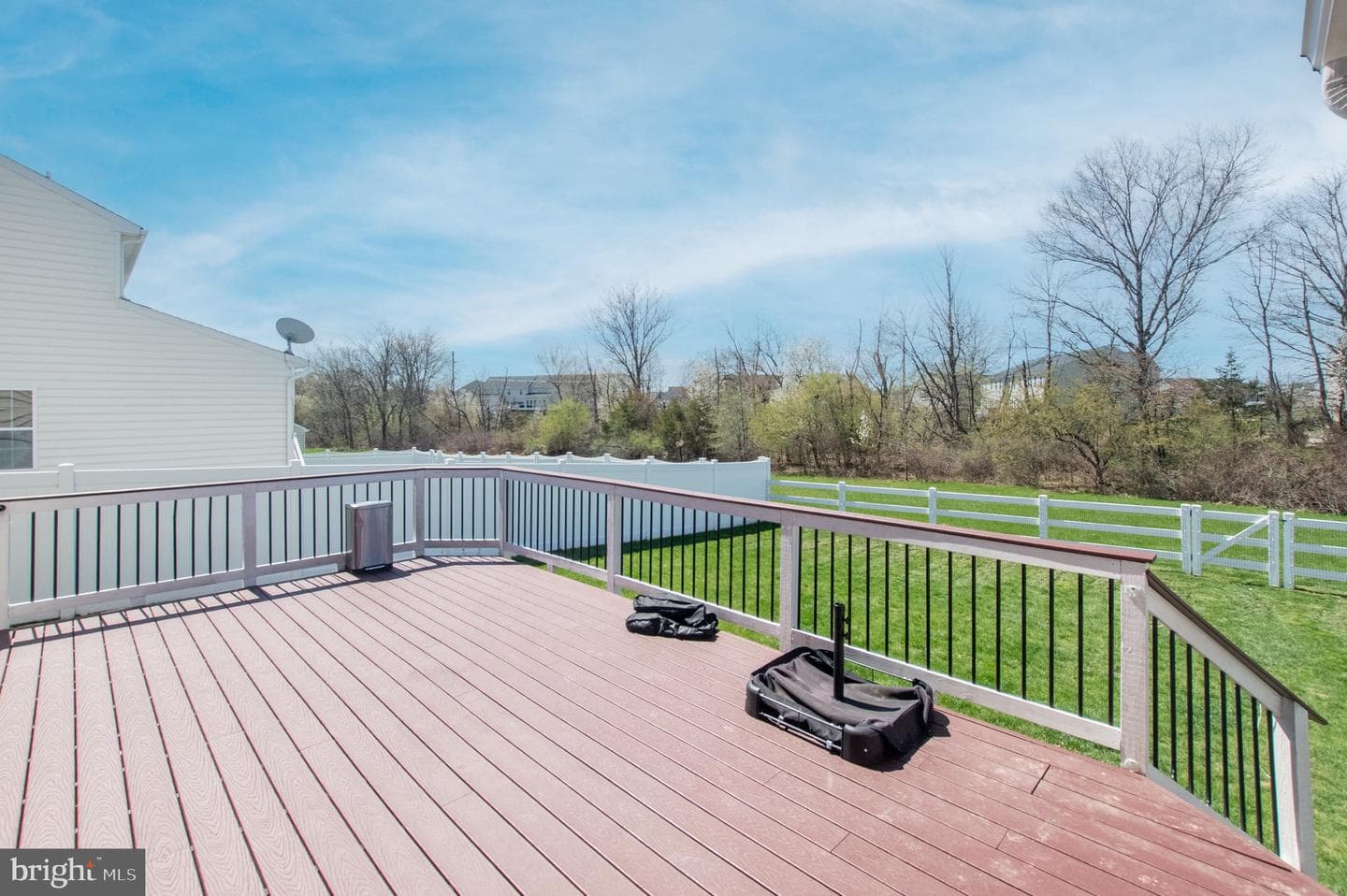115 Garnet Drive photo 31
