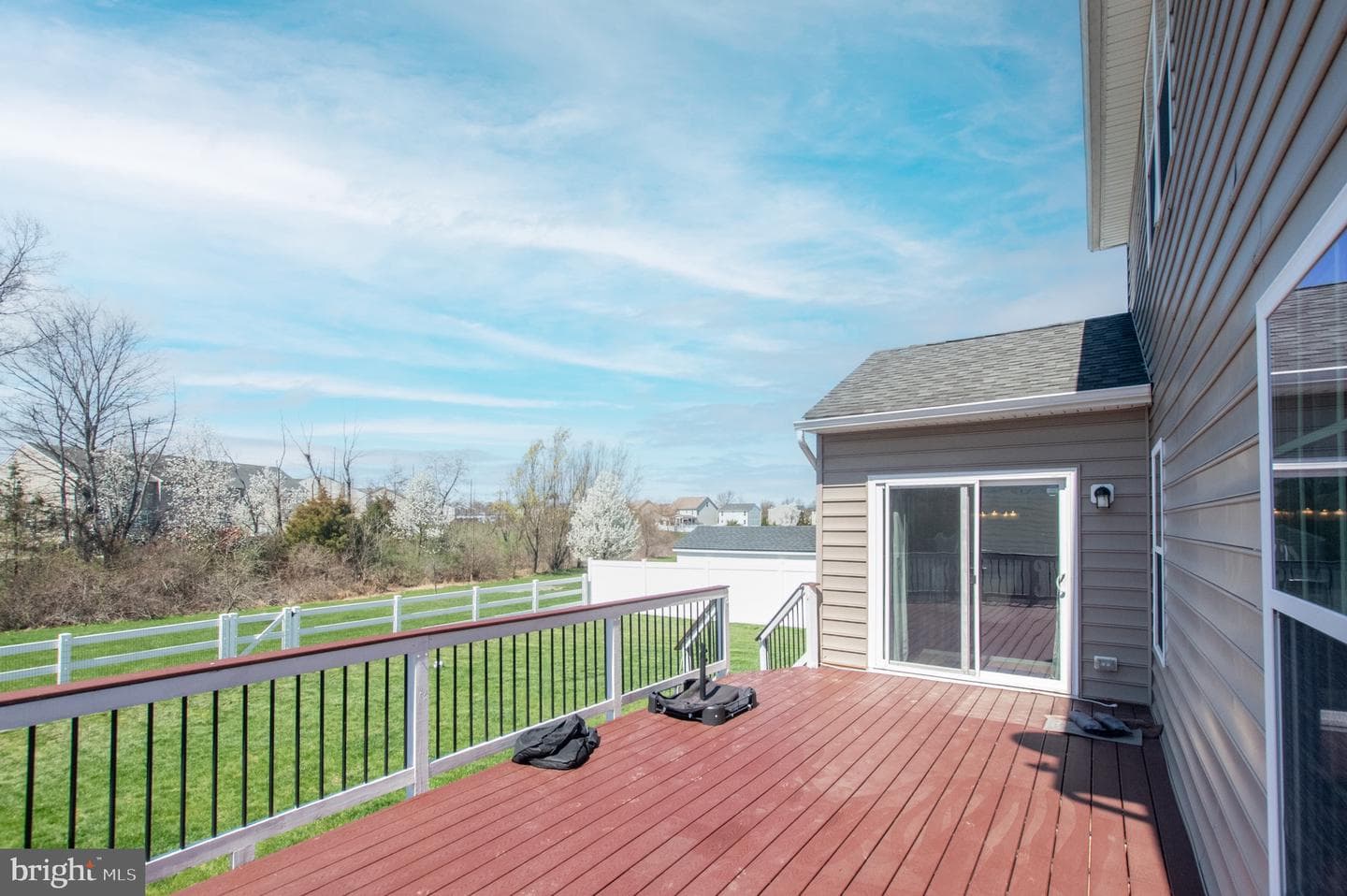 115 Garnet Drive photo 32