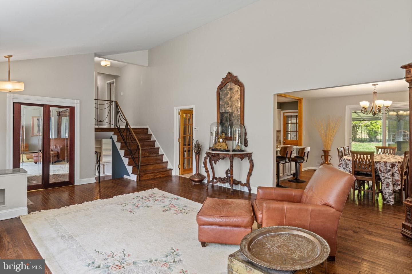 1505 Redwood Lane photo 6