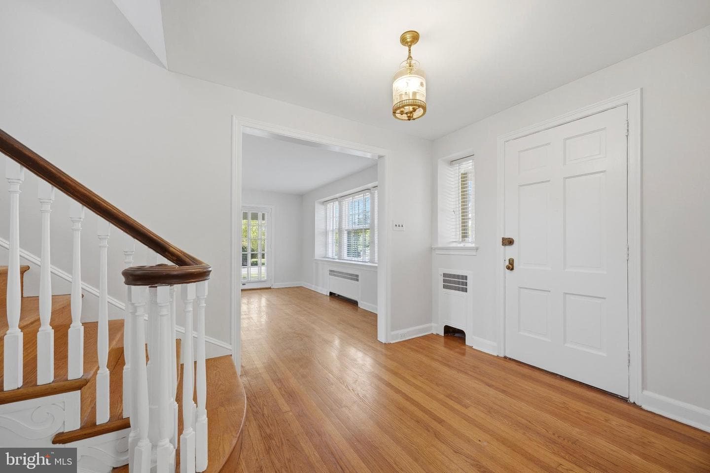 326 Winding Way photo 4