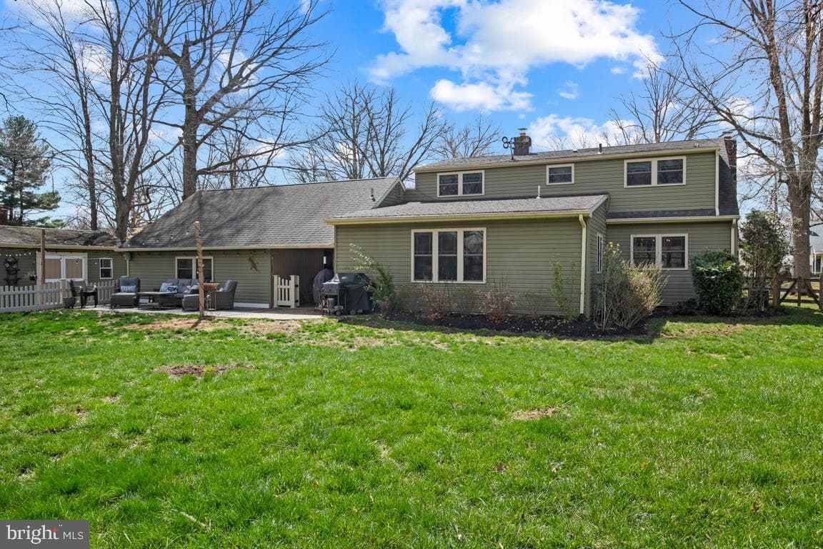 220 Hibbert Road photo 36