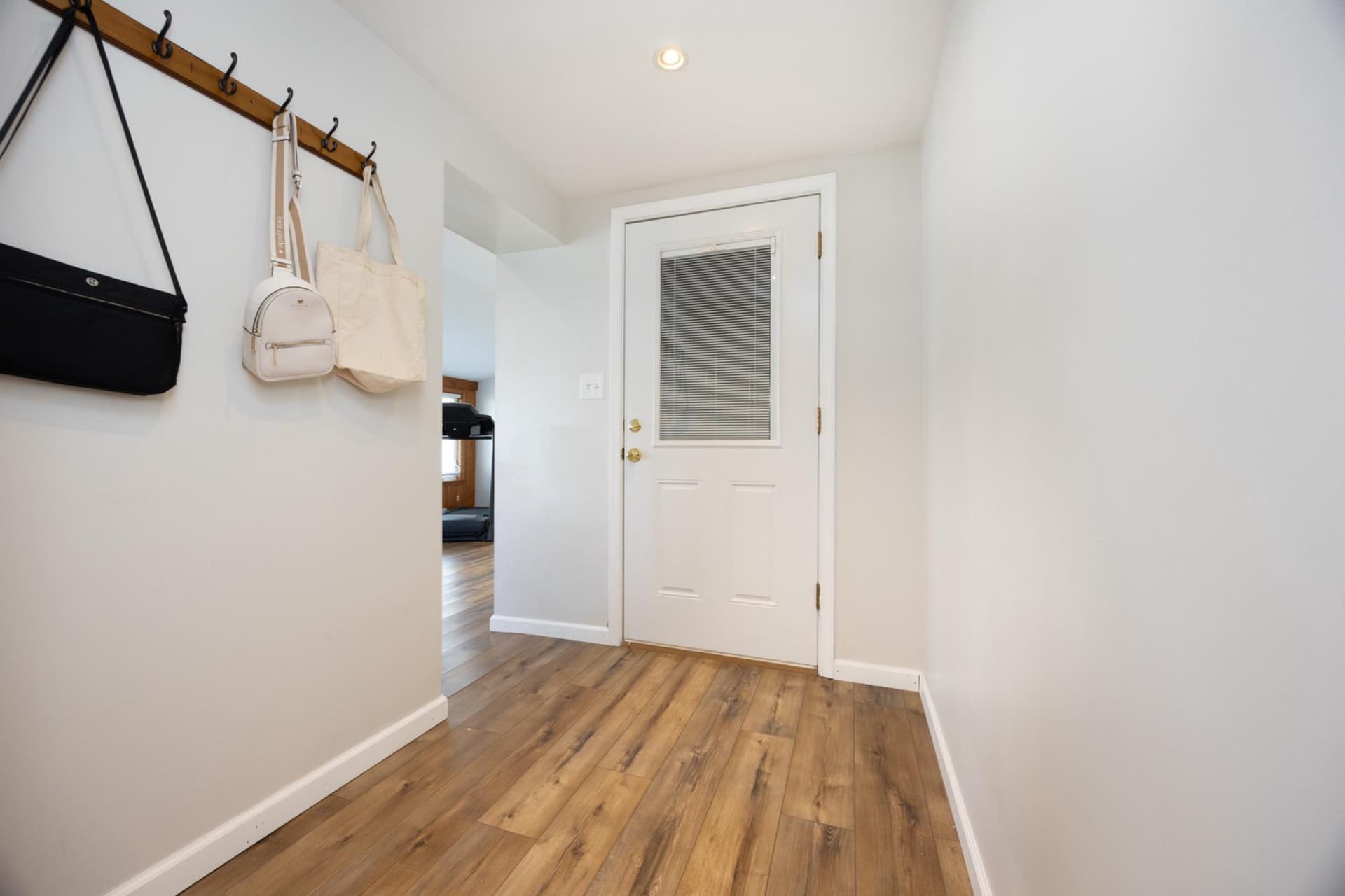 113 Linden Street photo 22