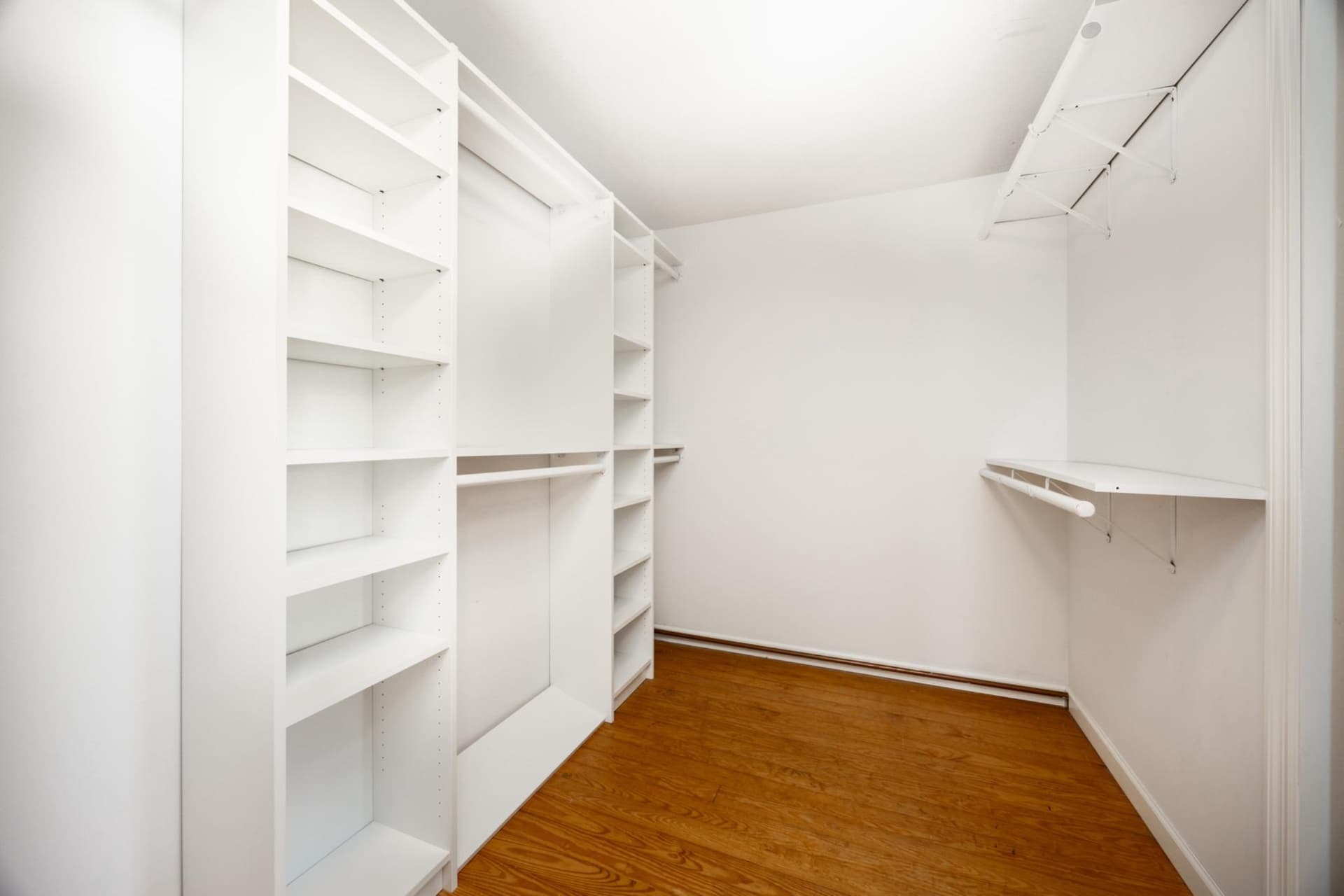113 Linden Street photo 32