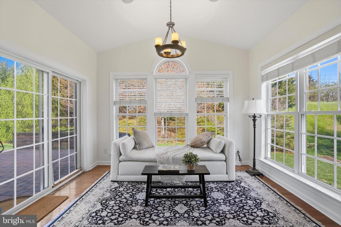 371 Primrose Drive photo 13