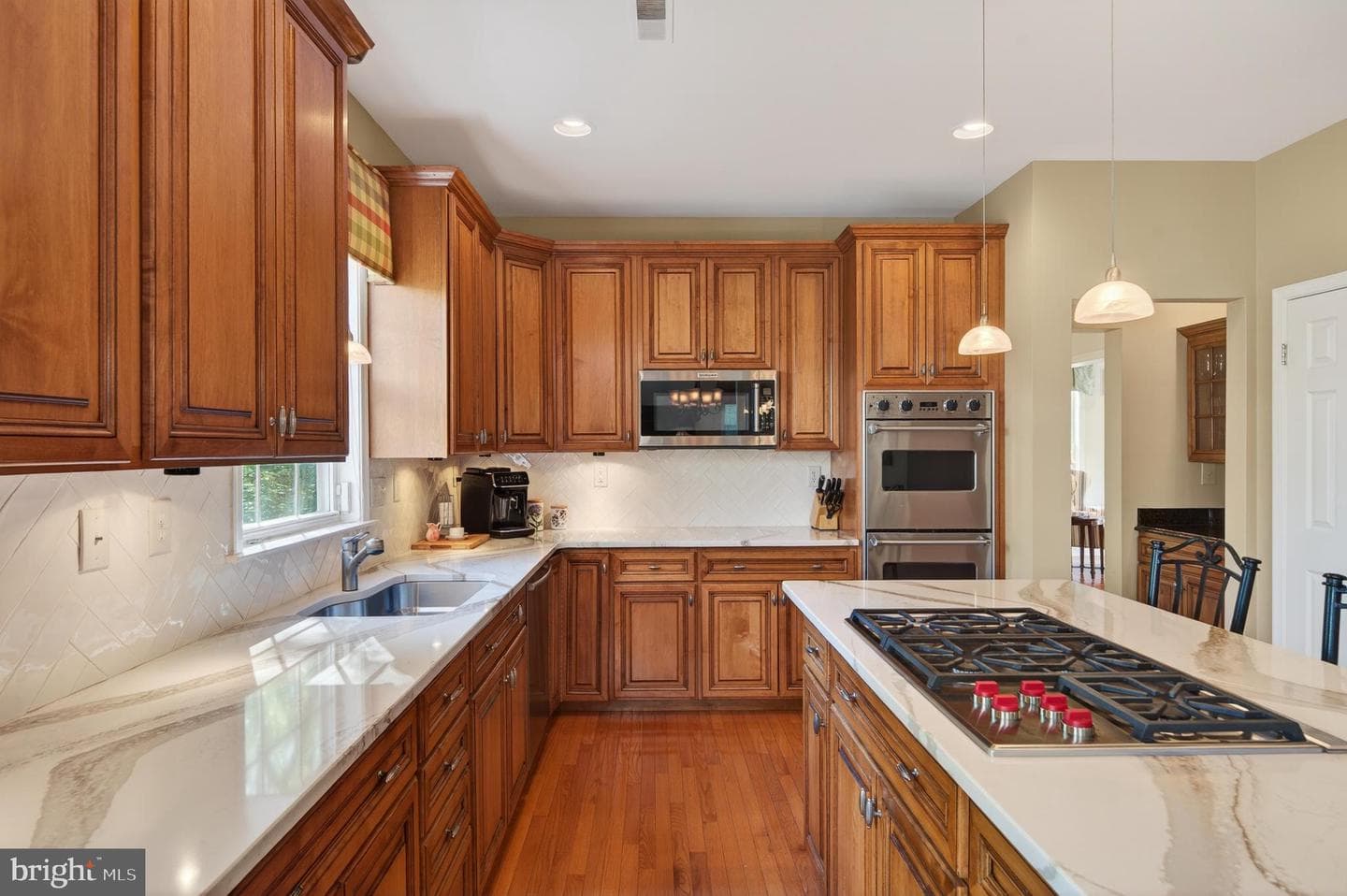 705 Lake Drive photo 9
