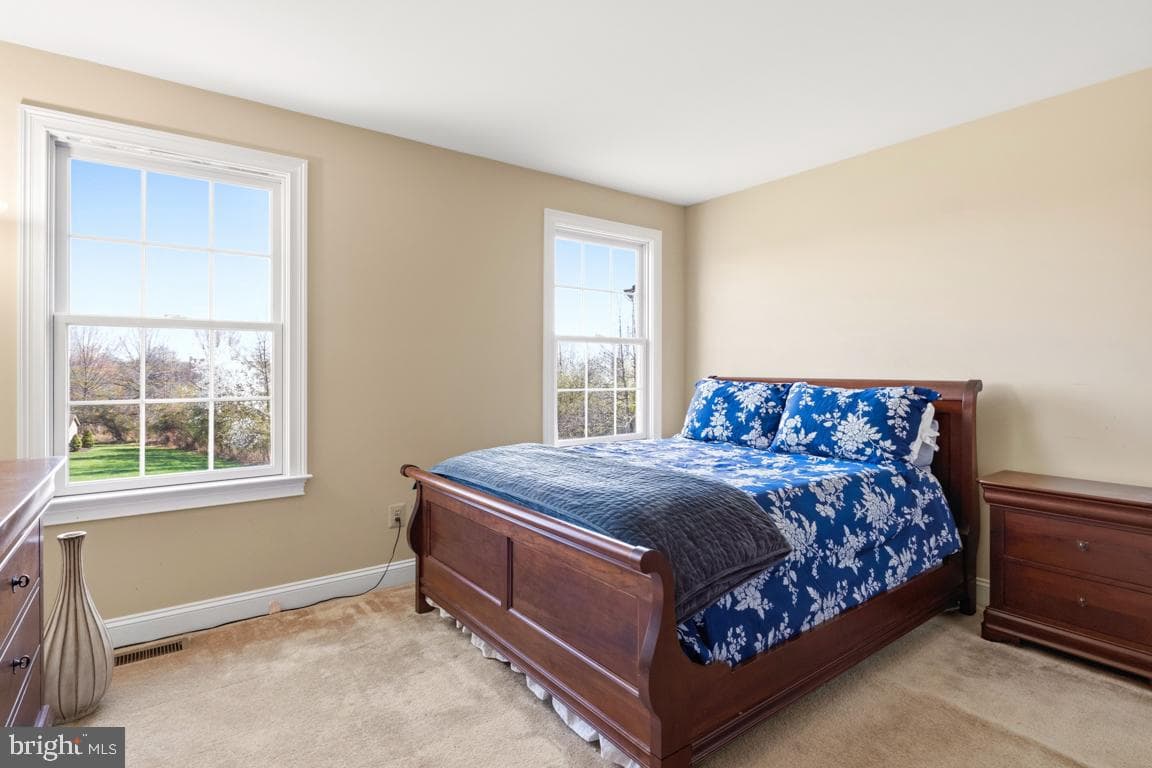 930 Ashbourne Way photo 36