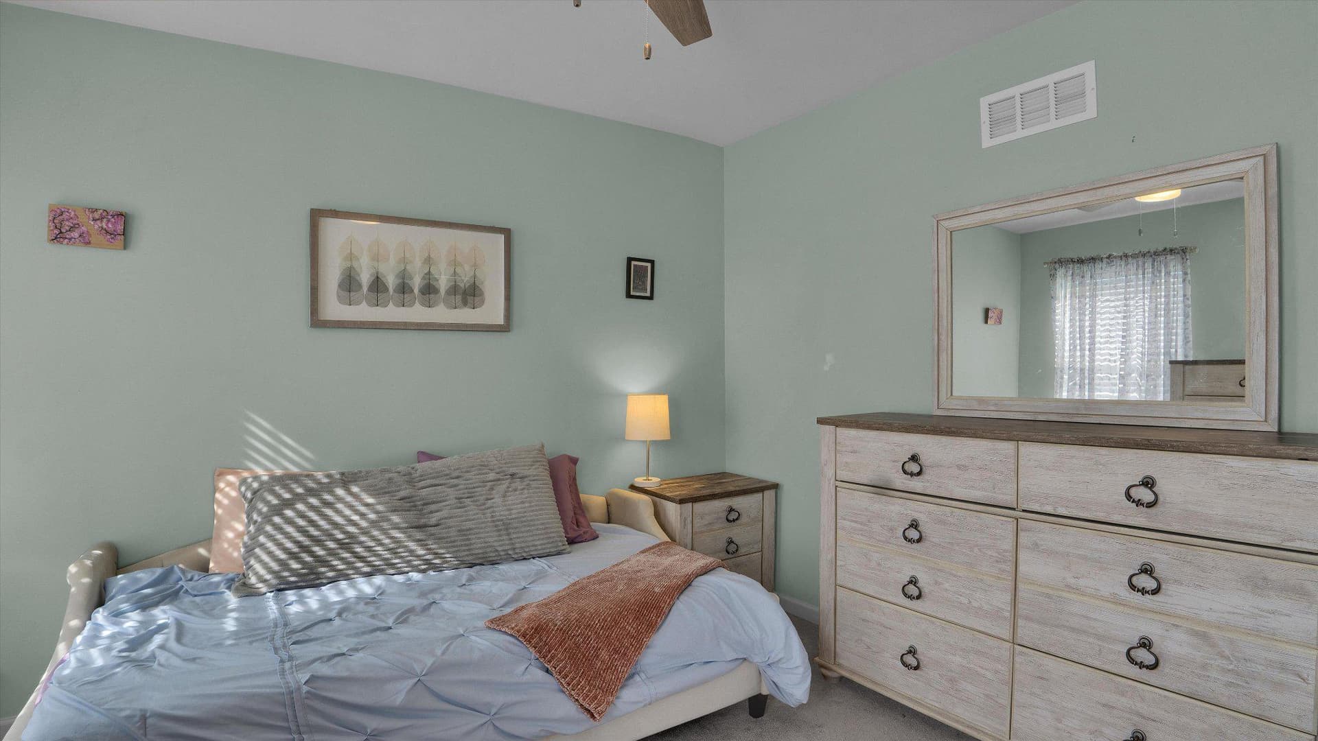 2228 Bridgeport Avenue photo 34