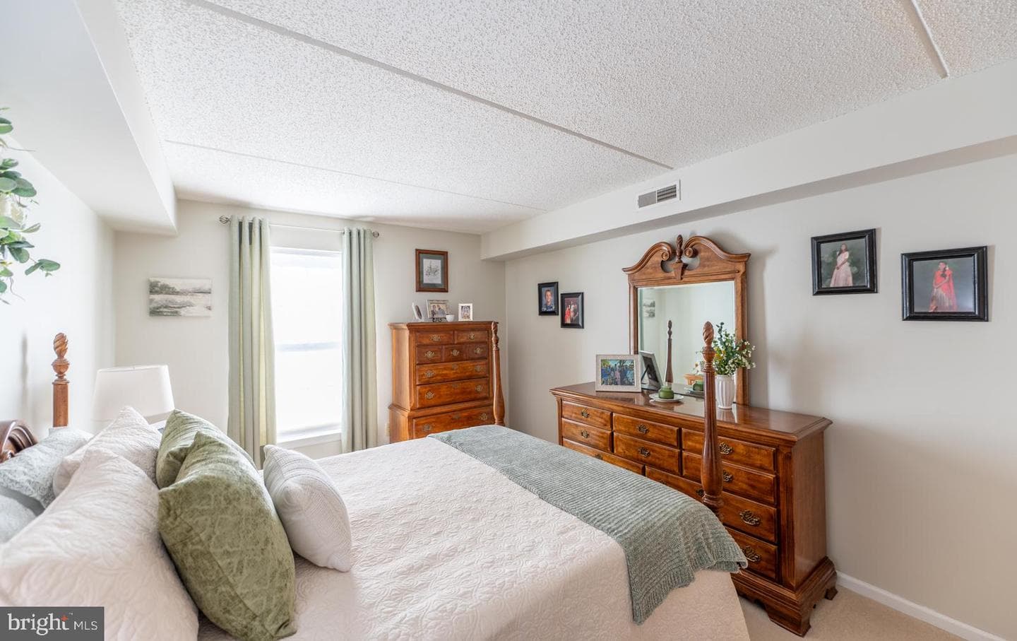 305 Brandon photo 16