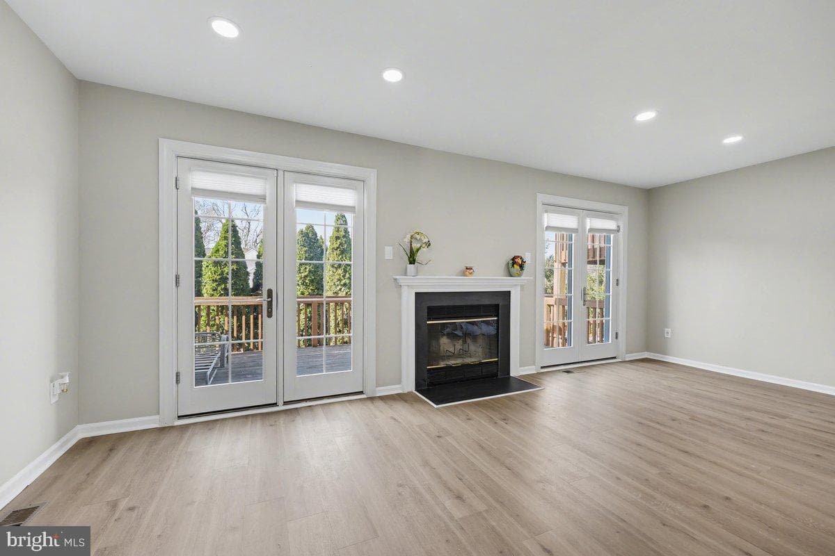 42 White Pine Court photo 11
