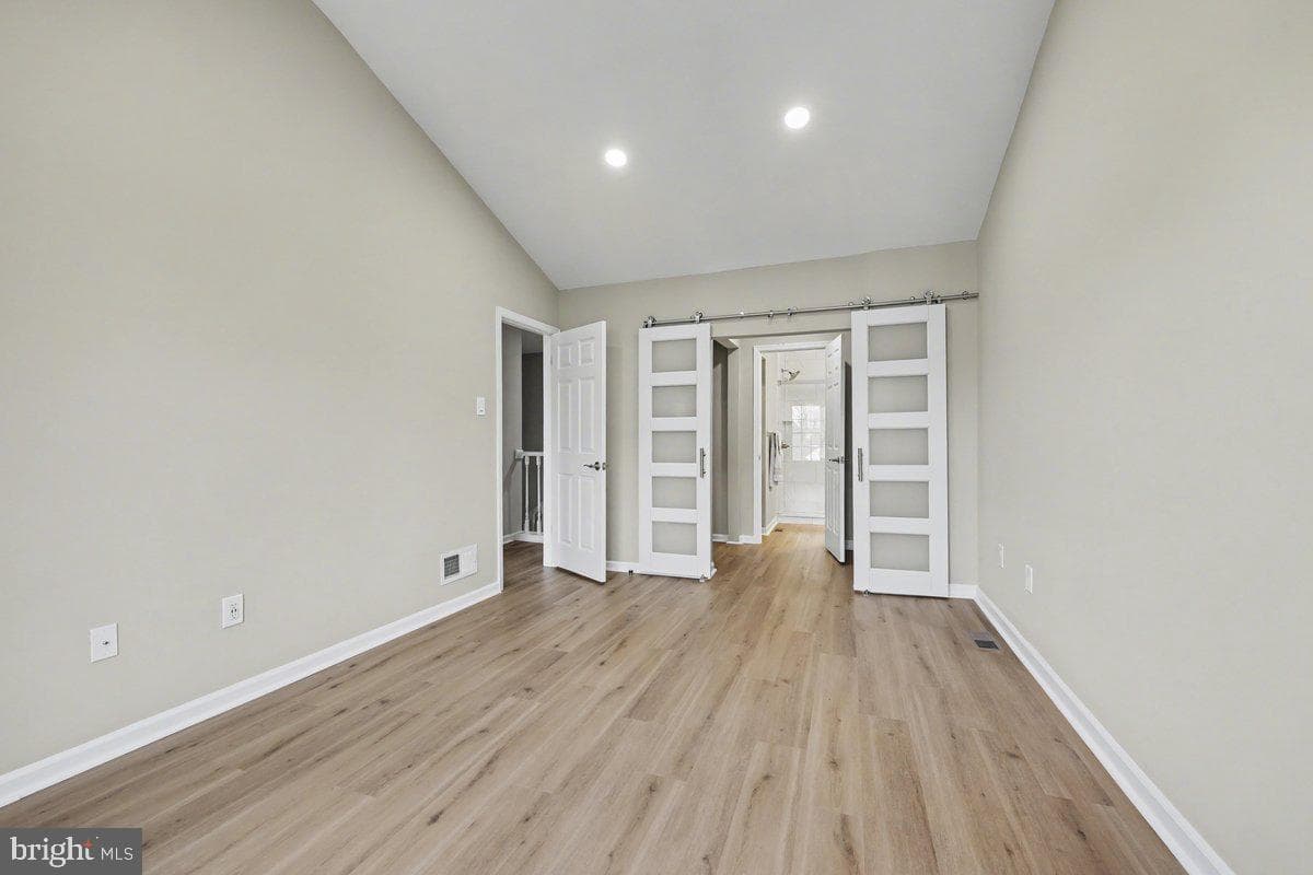 42 White Pine Court photo 15