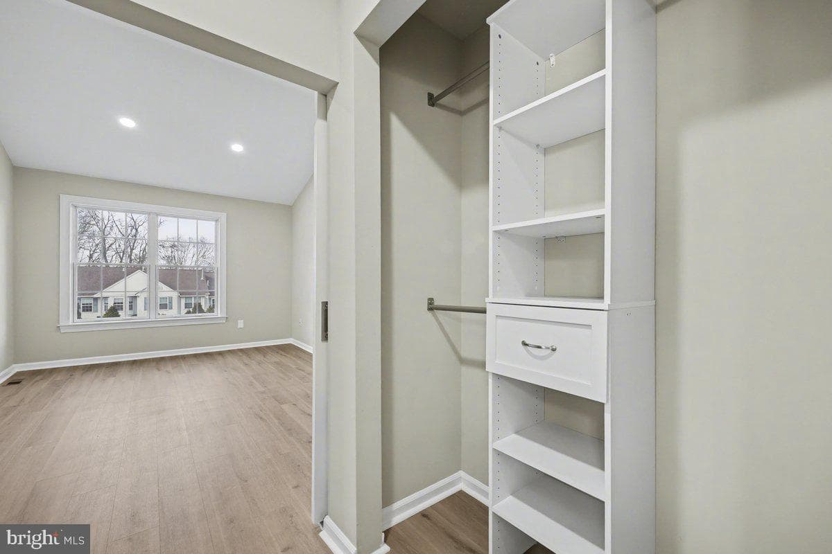 42 White Pine Court photo 17