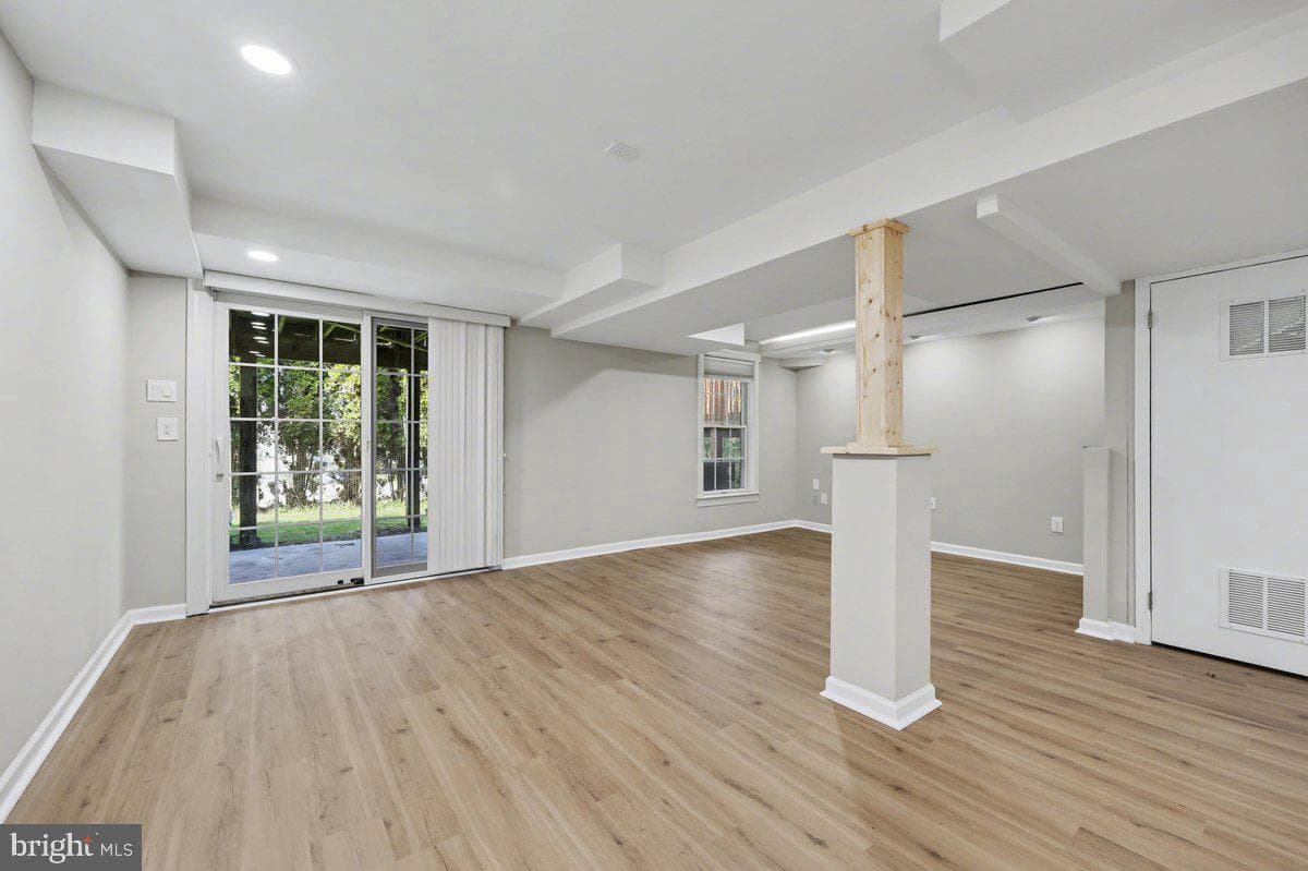 42 White Pine Court photo 25