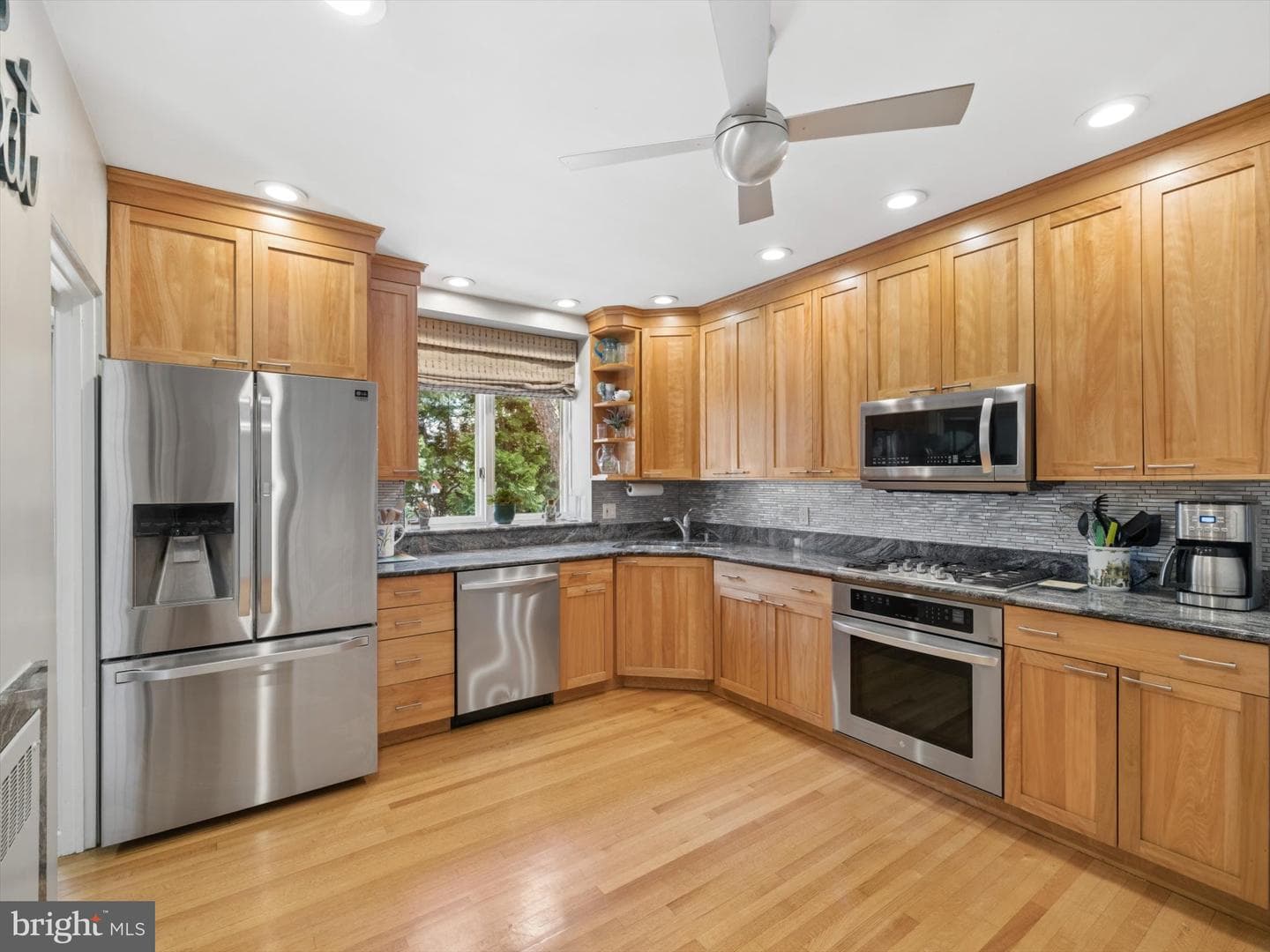 1208 Melrose Avenue photo 16