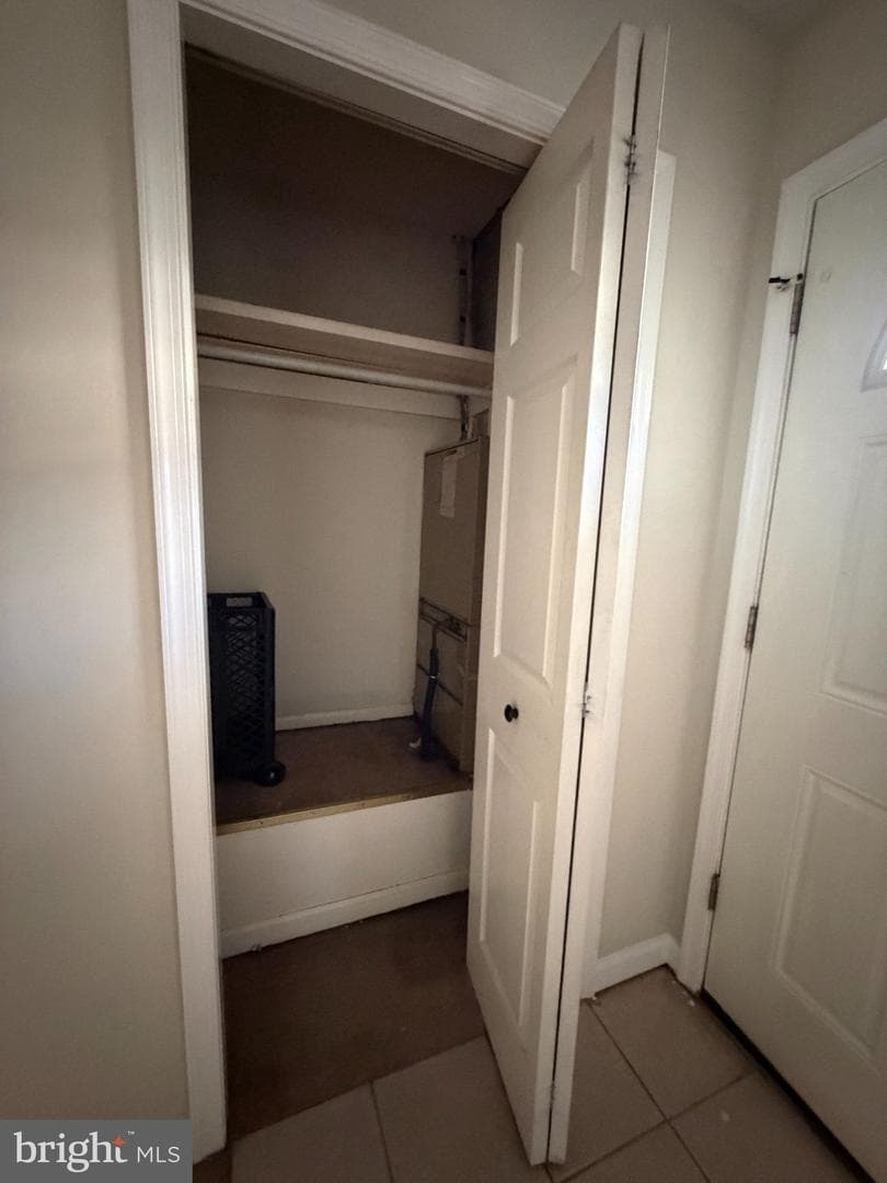 2404 Whitpain Hls photo 33
