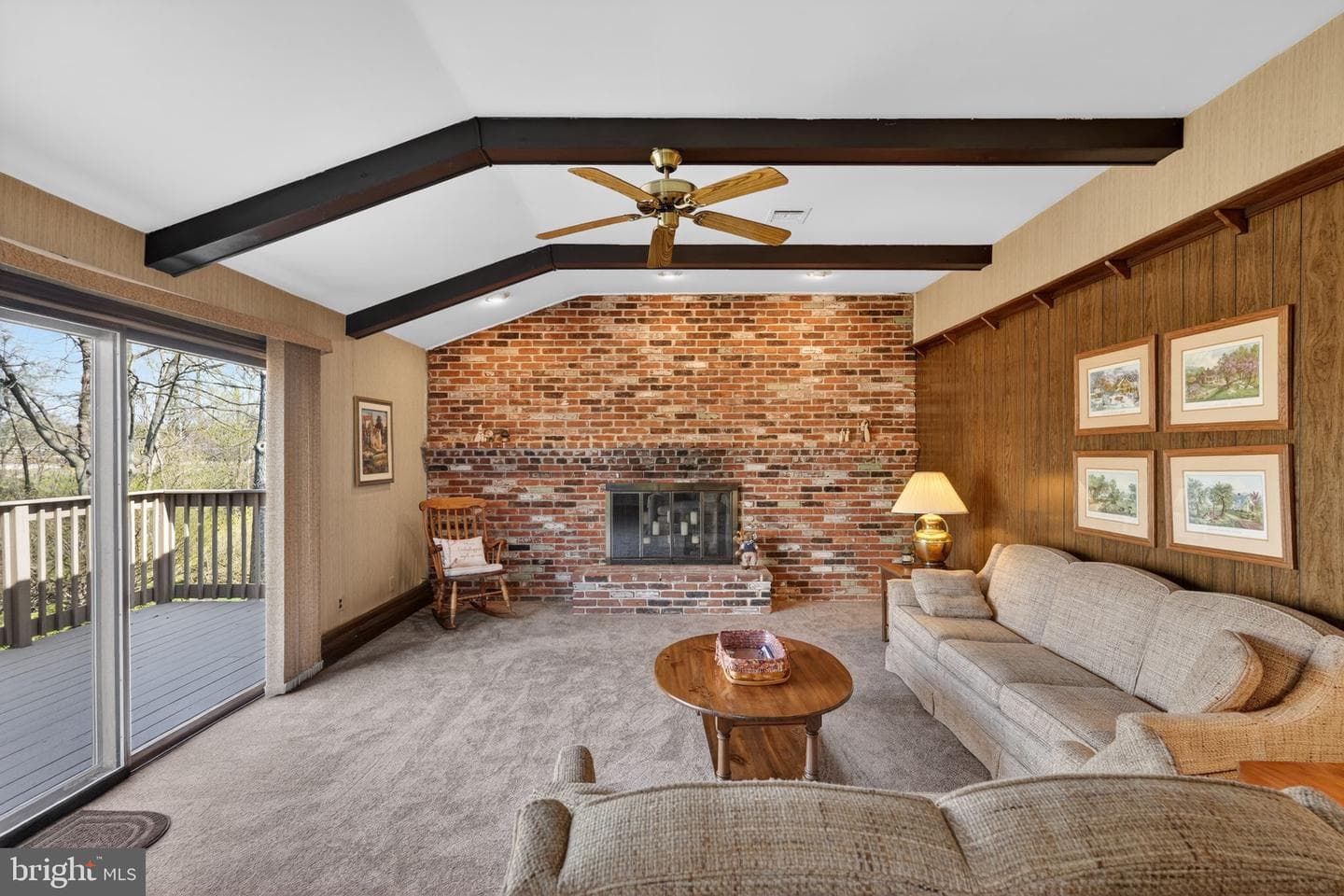 315 Thomas Drive photo 13