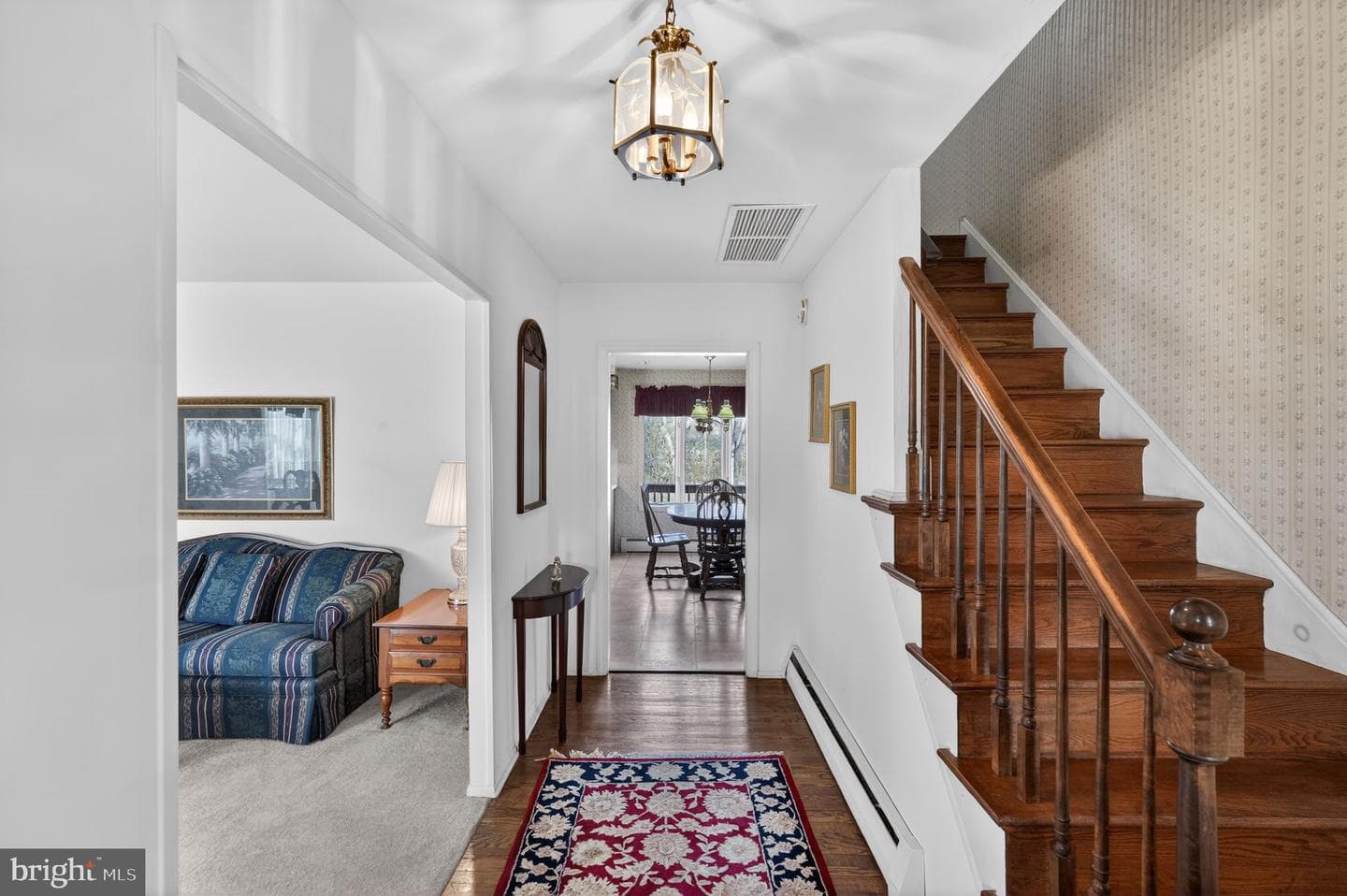315 Thomas Drive photo 3