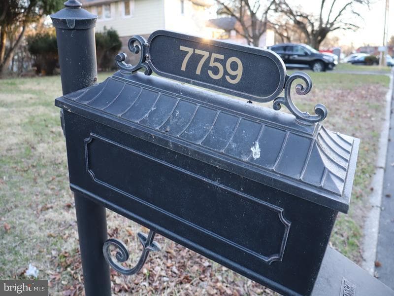 7759 Bennett Road photo 2