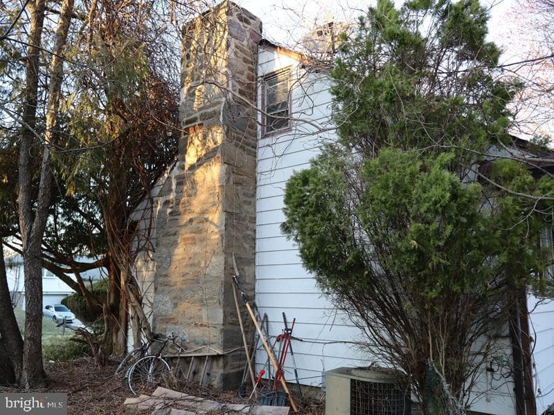 7759 Bennett Road photo 4