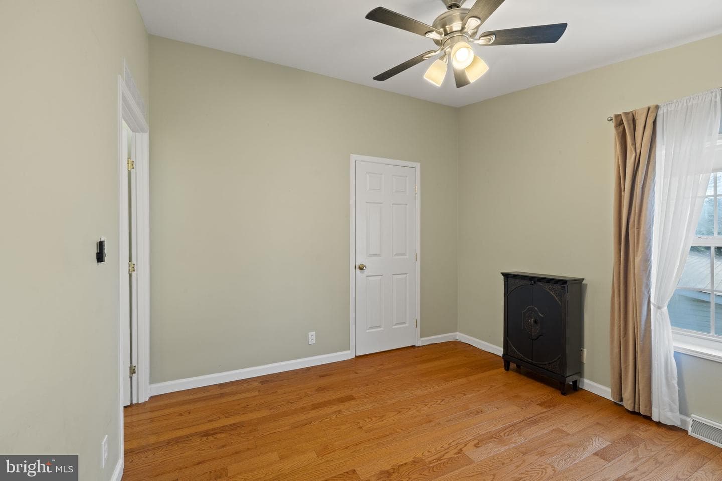 442 Manor House Lane photo 26