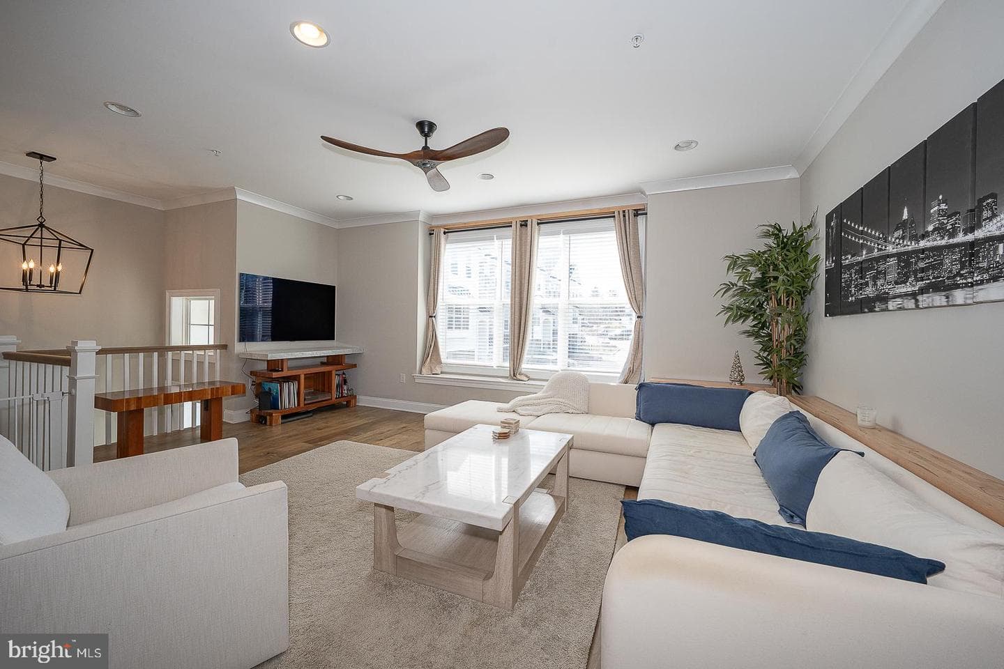 4115 Addison Court photo 4