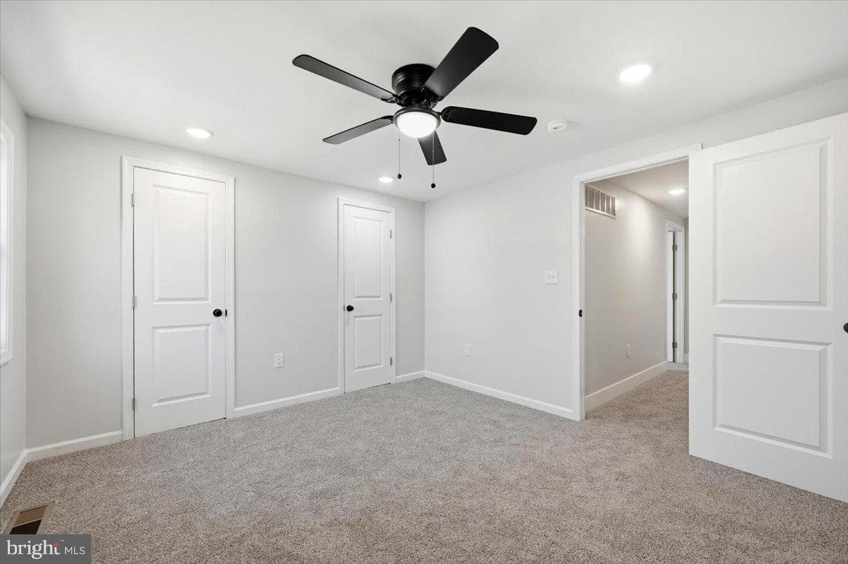 582 Walnut Street photo 22