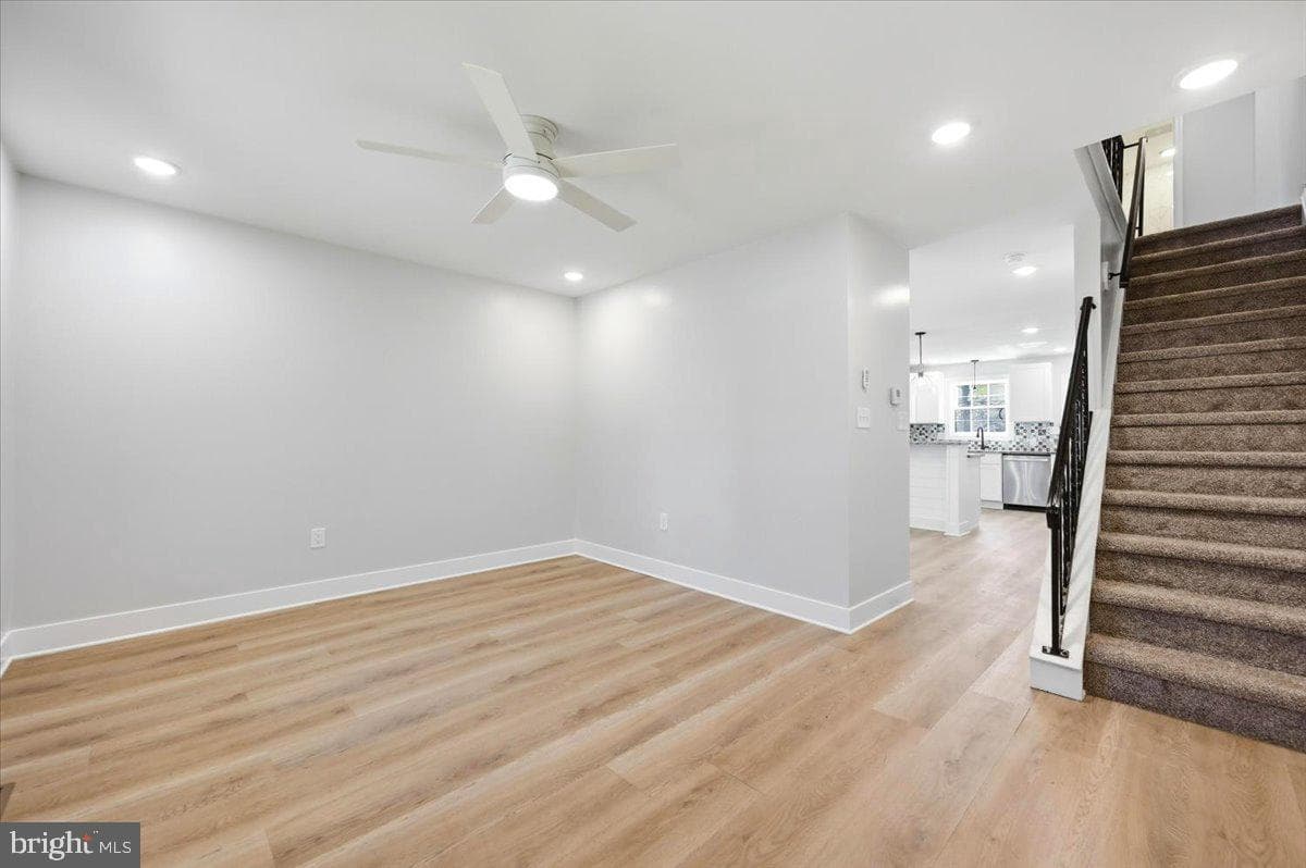 582 Walnut Street photo 5