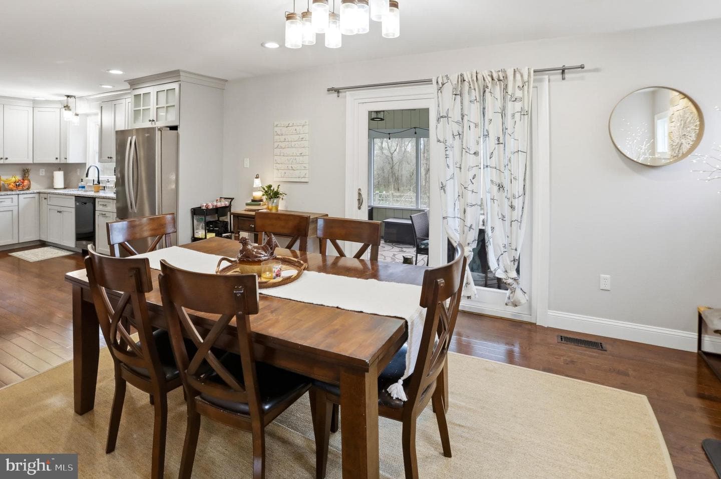 2306 Cassard Circle photo 15