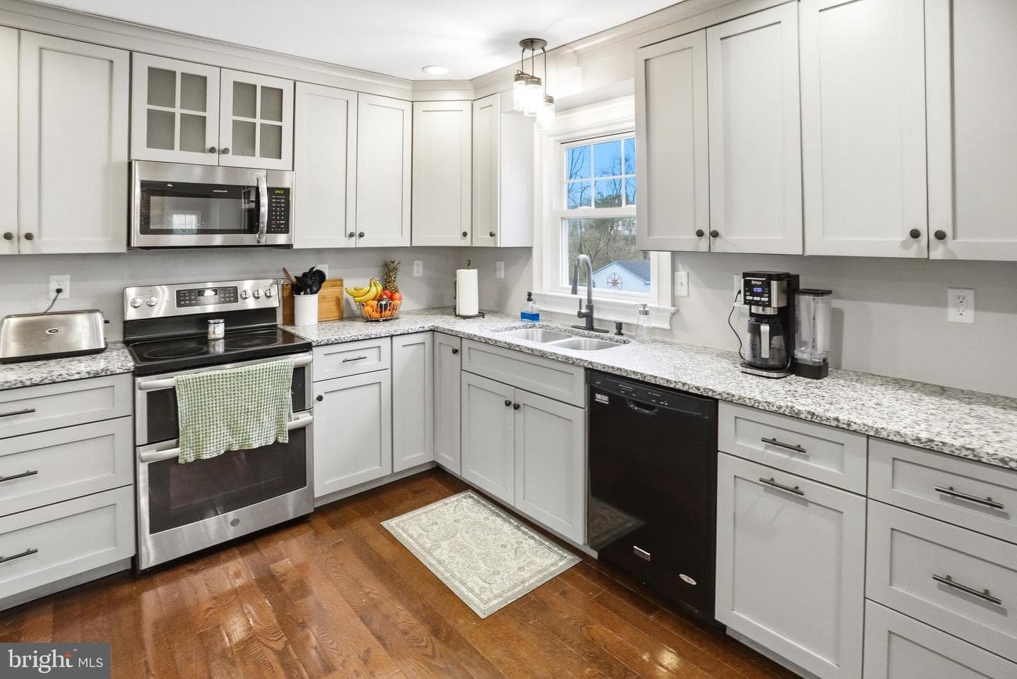 2306 Cassard Circle photo 7