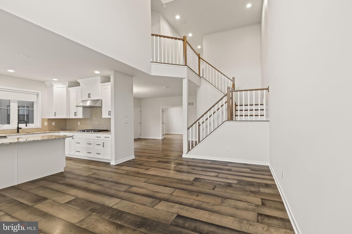 33 Tamarack Circle photo 15