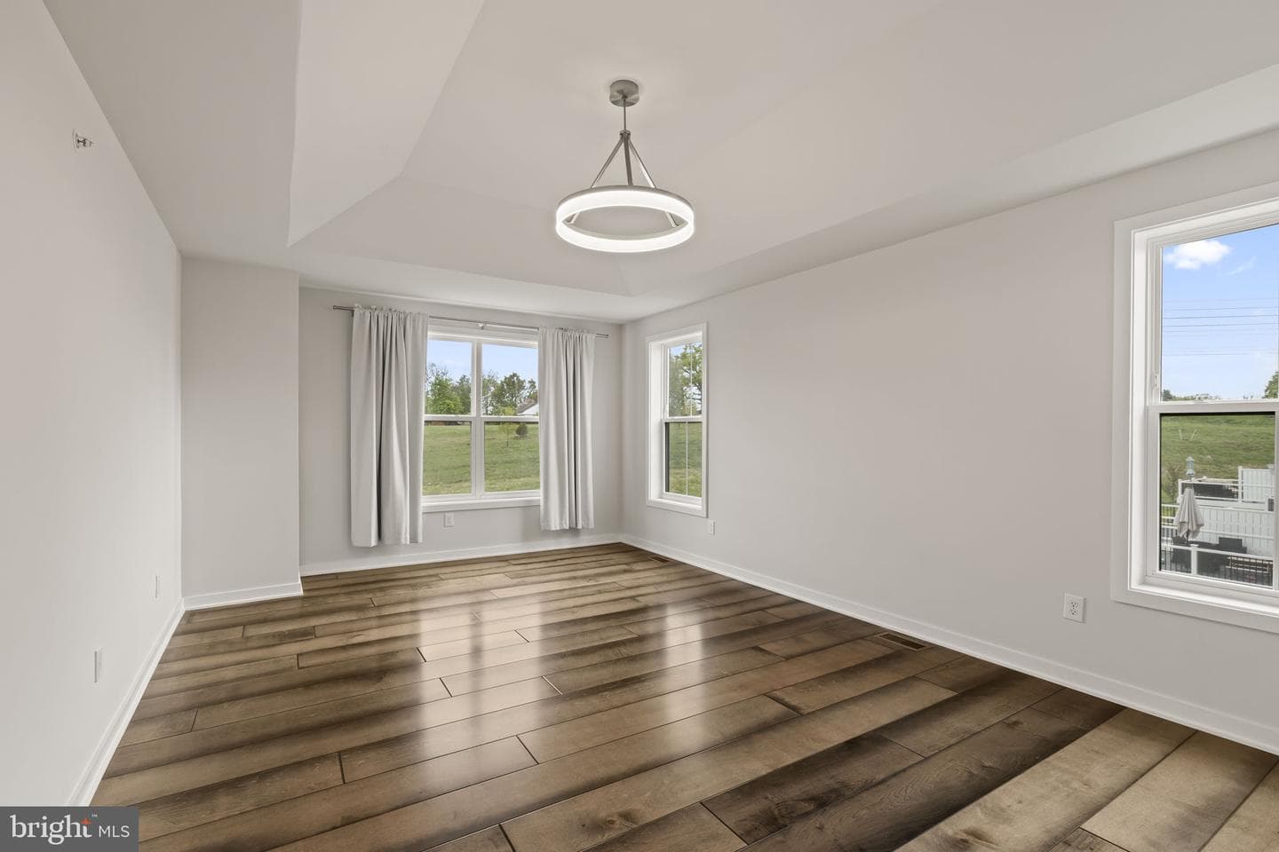 33 Tamarack Circle photo 18