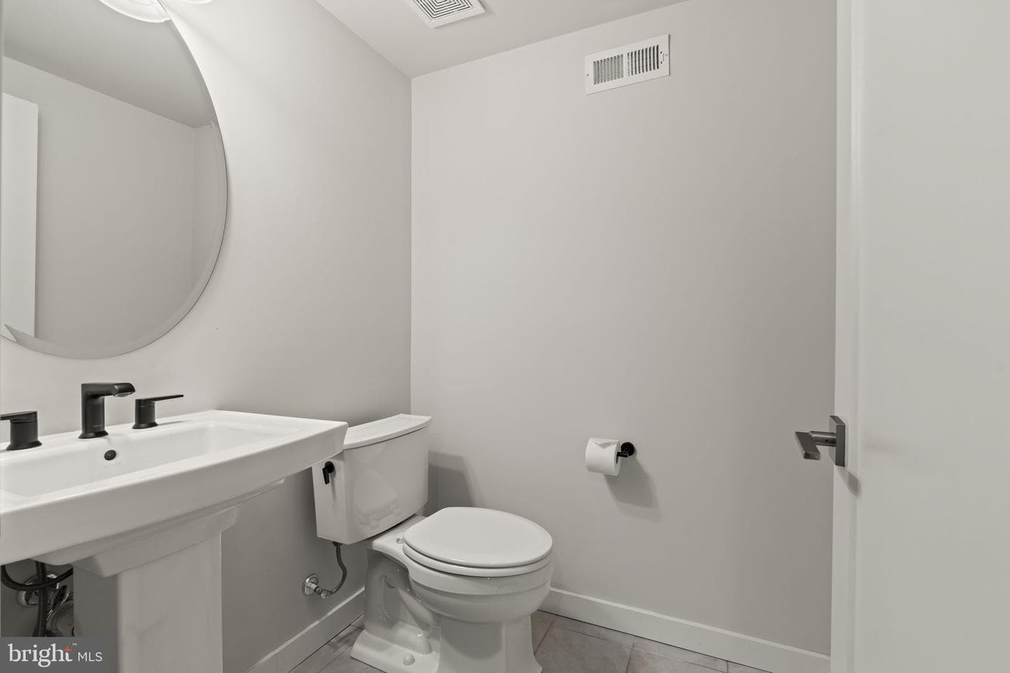 33 Tamarack Circle photo 36
