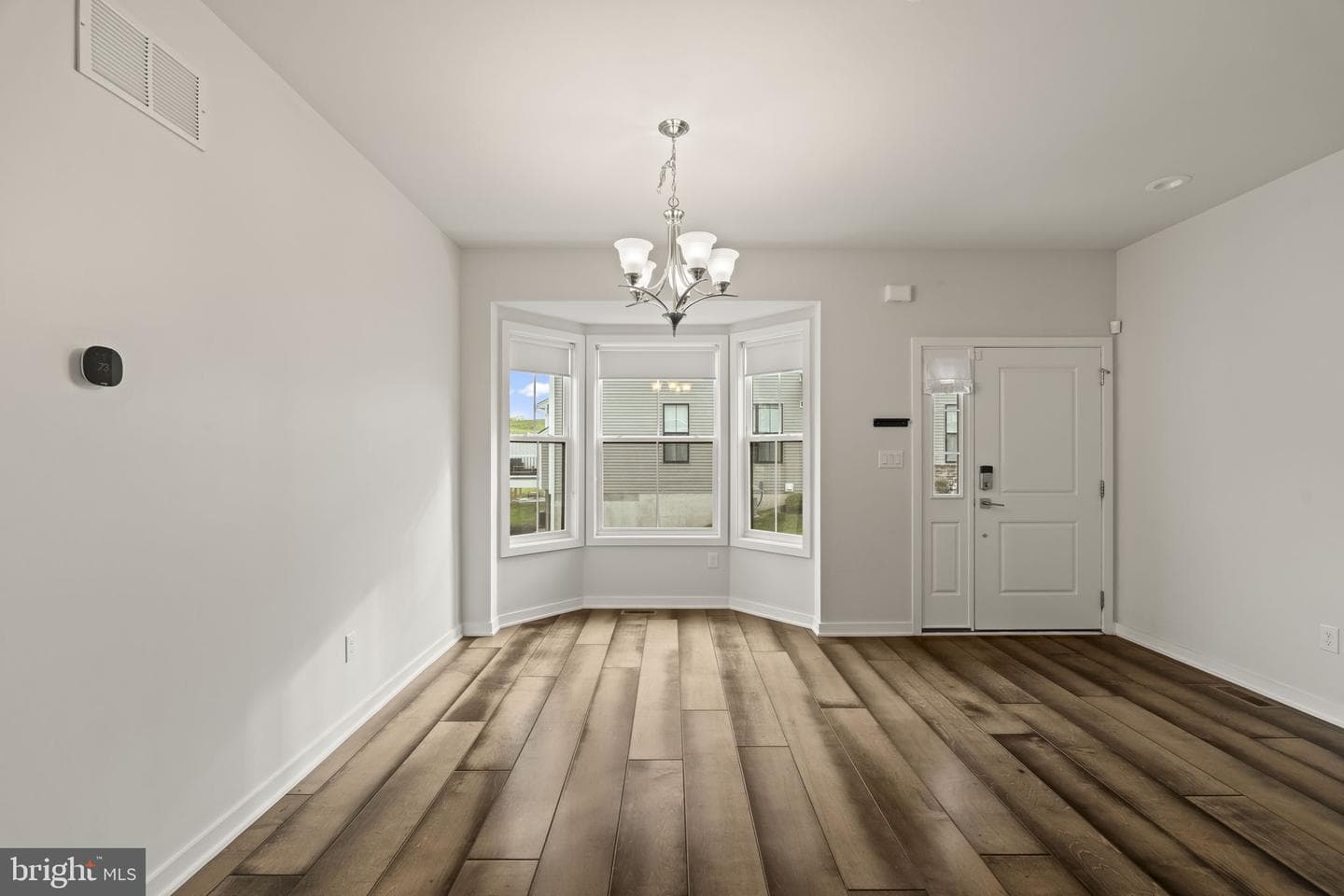 33 Tamarack Circle photo 6