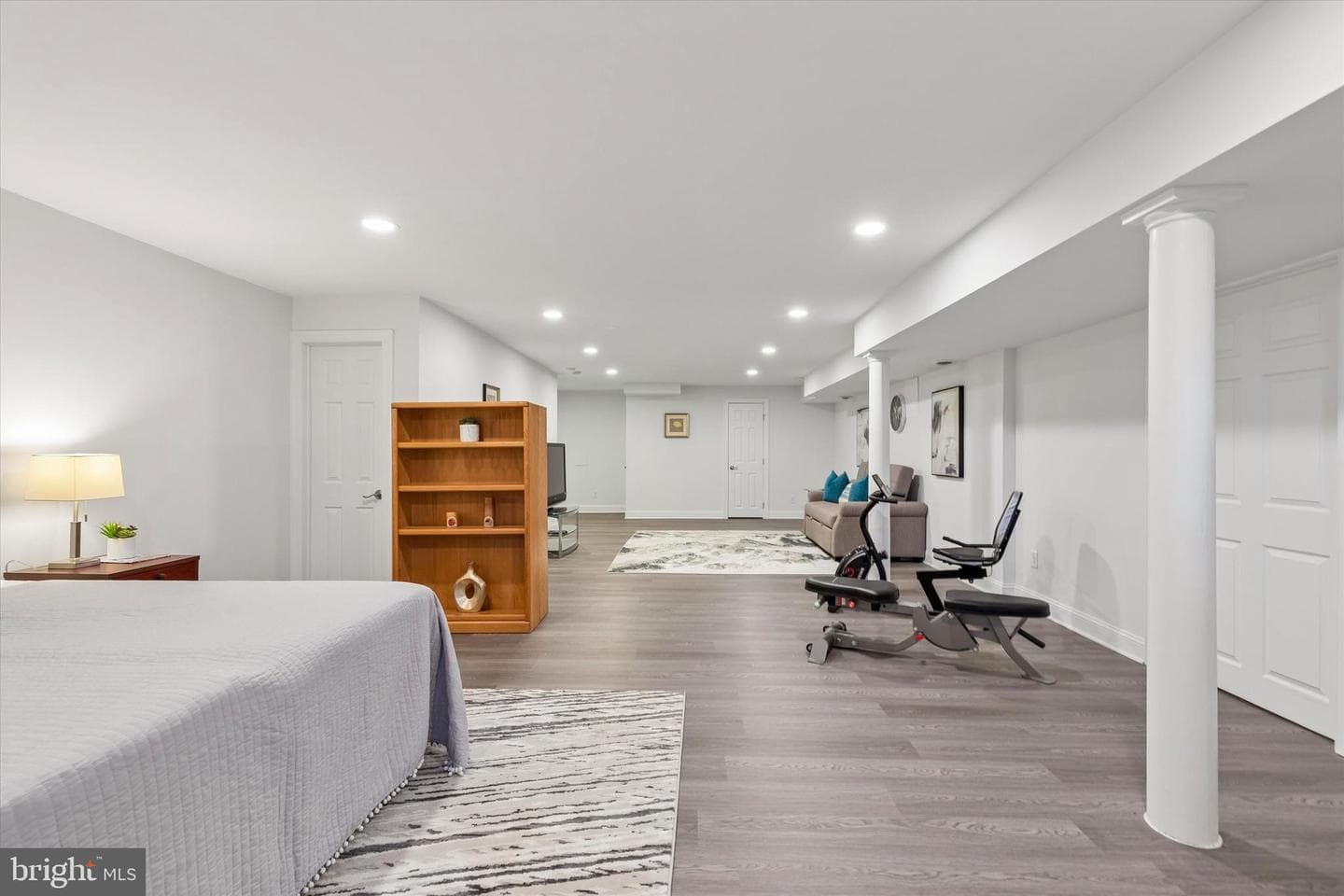 100 White Tower Lane photo 29