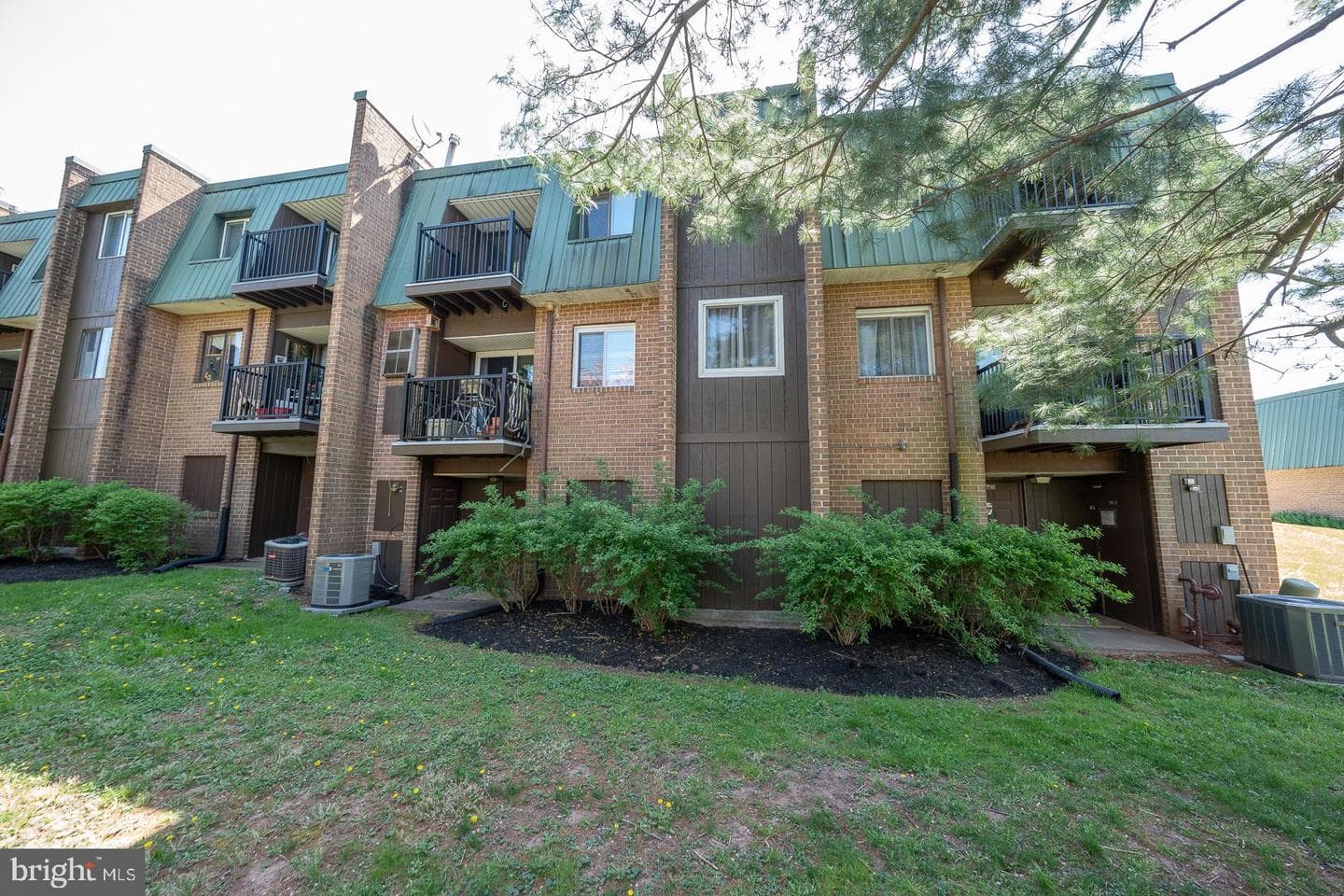 1310 Meadowview Lane #1310 photo 34