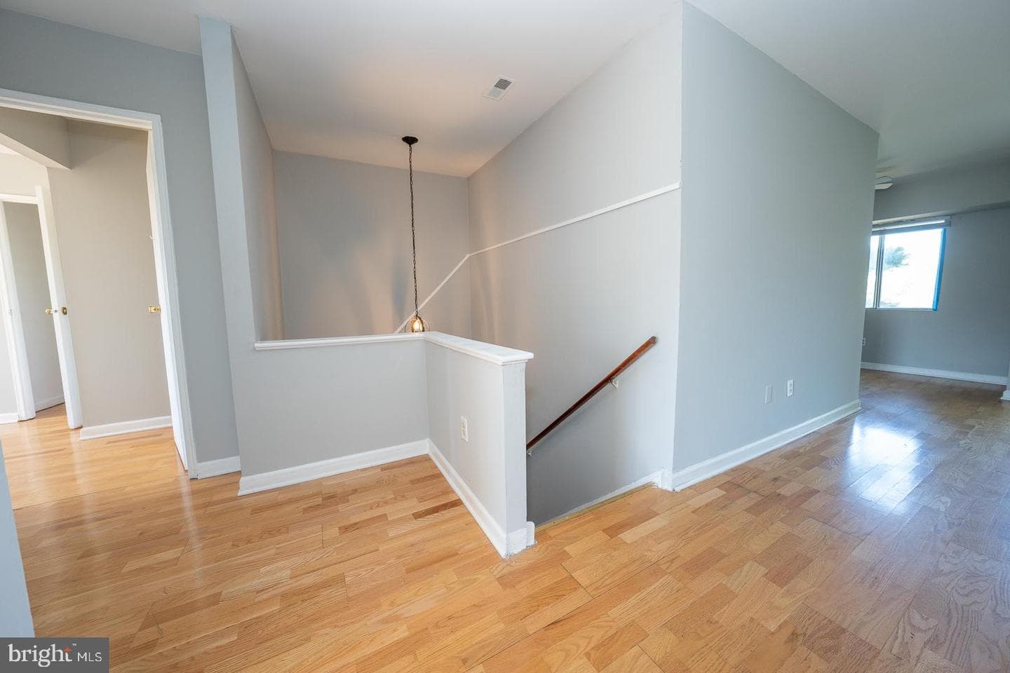 1310 Meadowview Lane #1310 photo 5