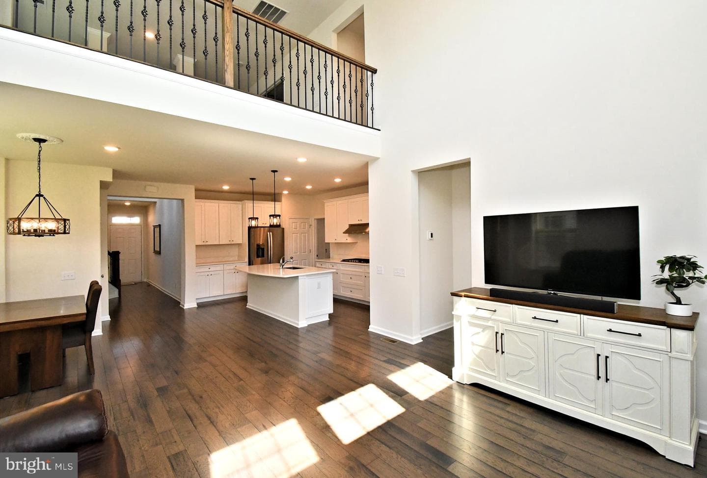 442 Sanctuary Court photo 15