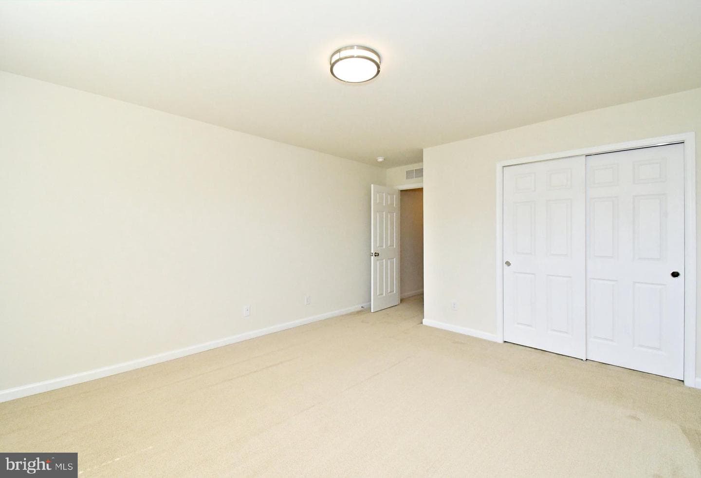 442 Sanctuary Court photo 36