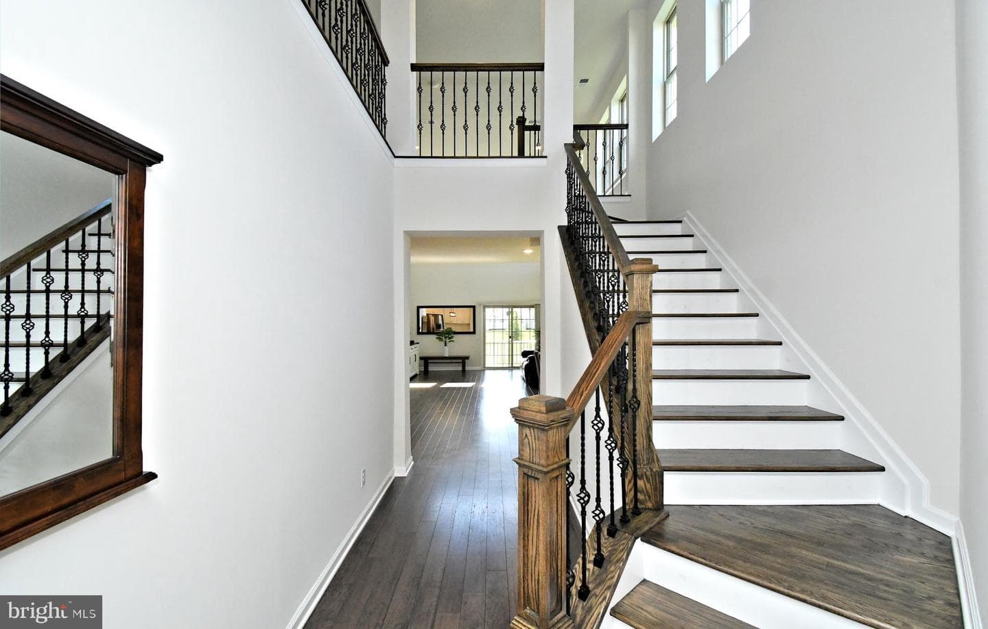 442 Sanctuary Court photo 4