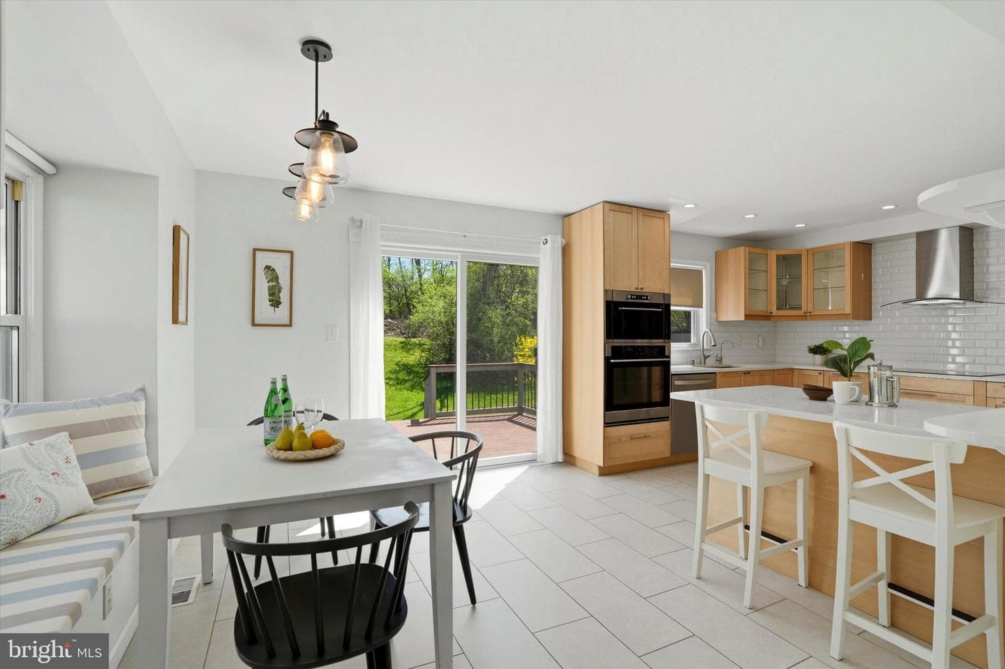 537 Susan Drive photo 12
