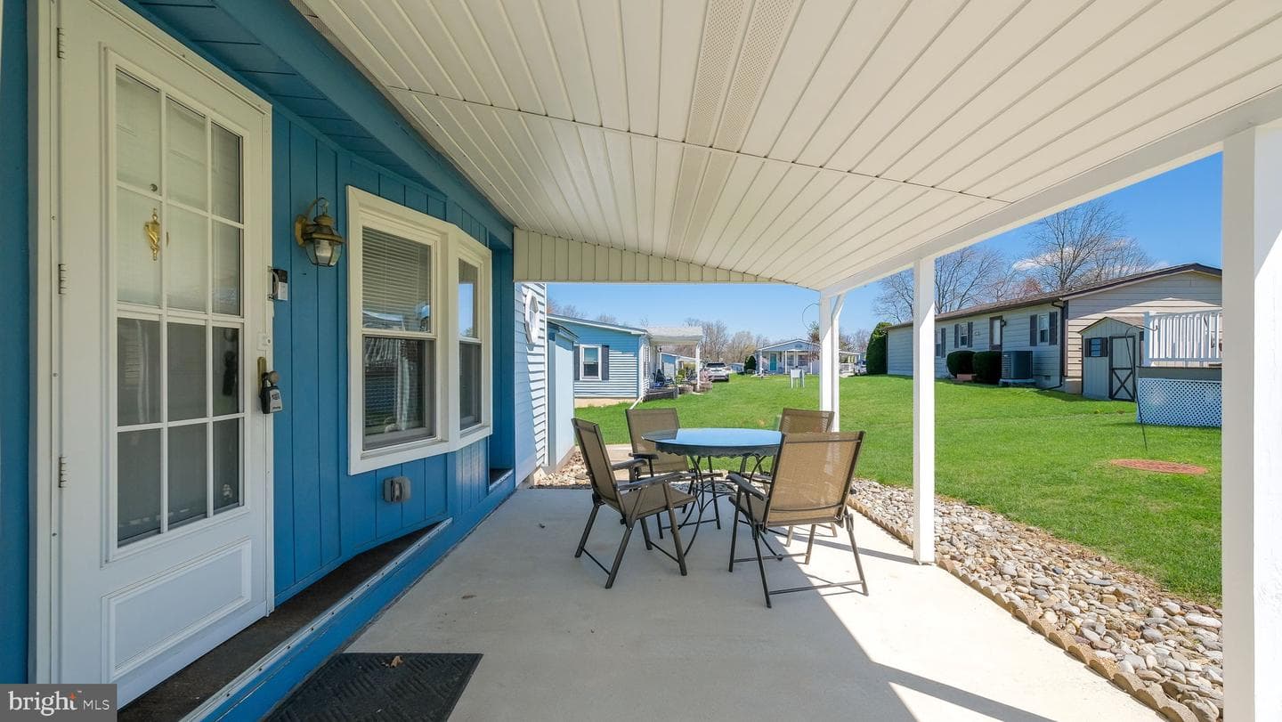 788 Chestnut Drive photo 3