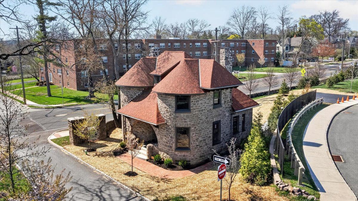 701 S Bethlehem Pike photo 40