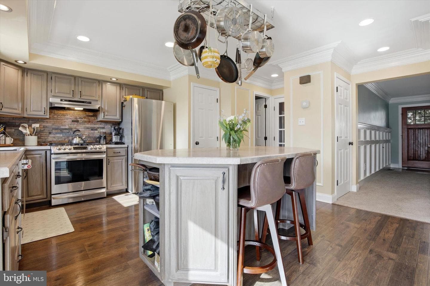 103 Abbey Lane photo 10