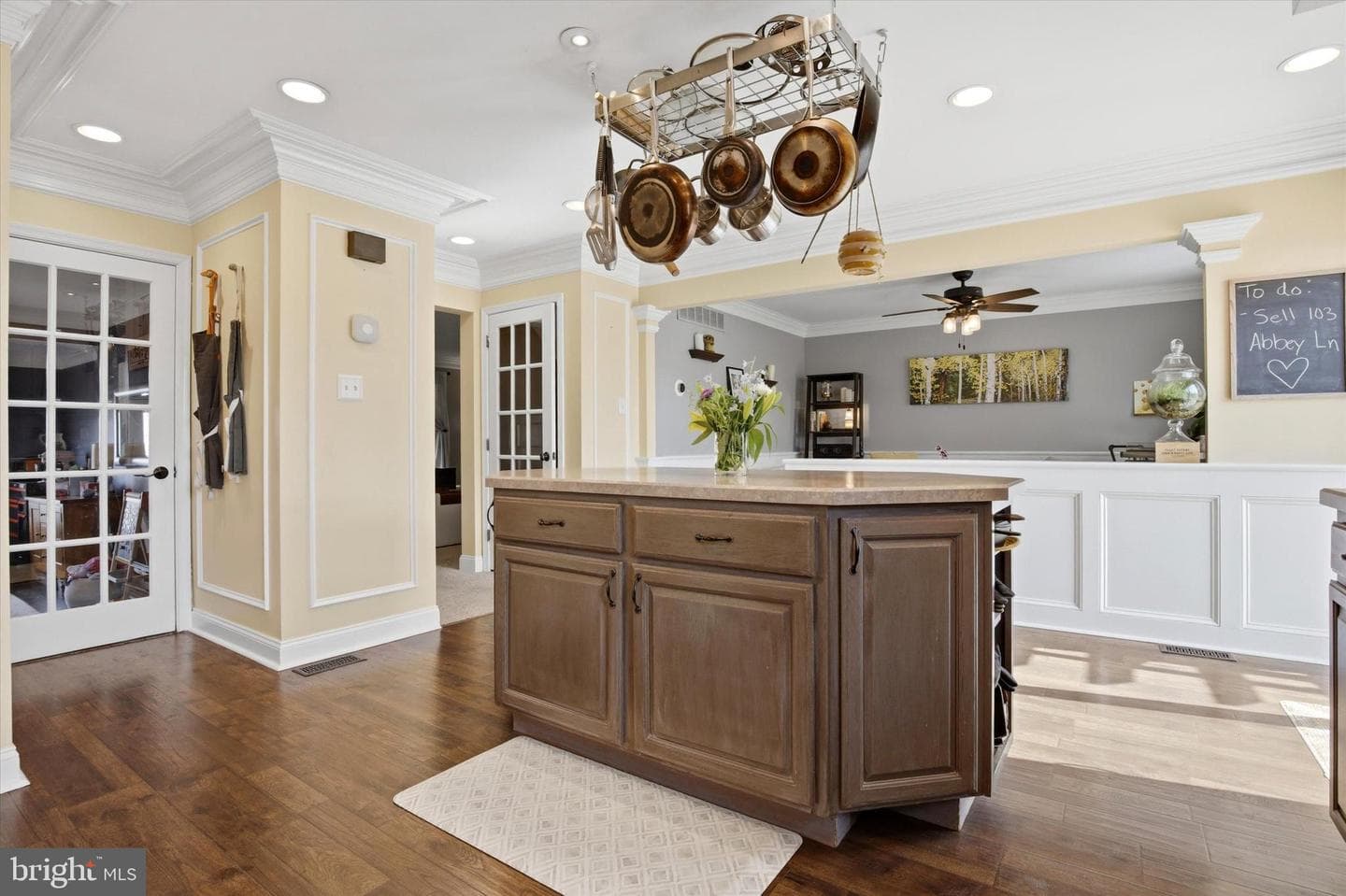 103 Abbey Lane photo 8