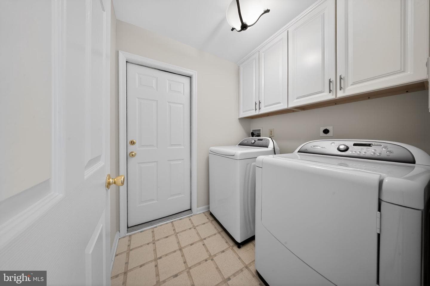 101 Bayberry Drive photo 23