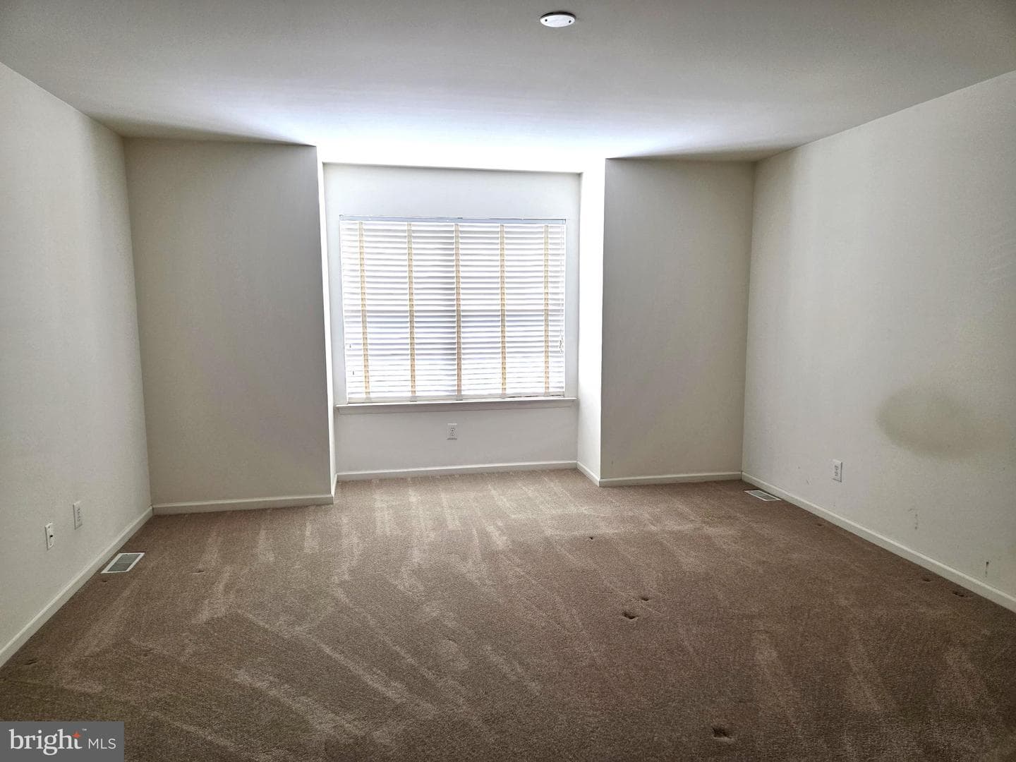84 Wheatsheaf Lane photo 18