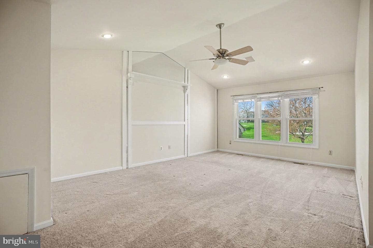129 Pinecrest Lane photo 15
